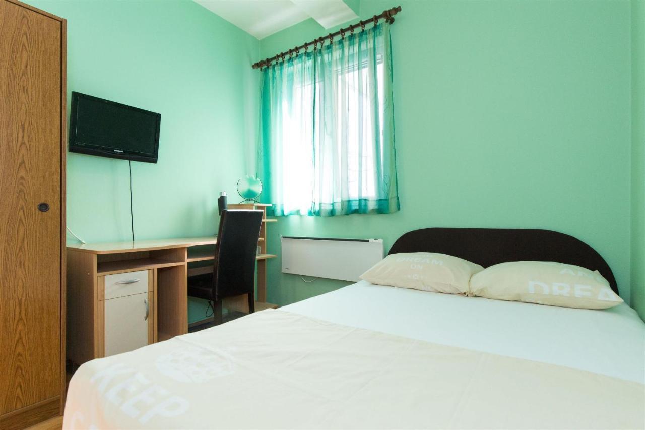 Apartment Rene Đảo Krk Ngoại thất bức ảnh